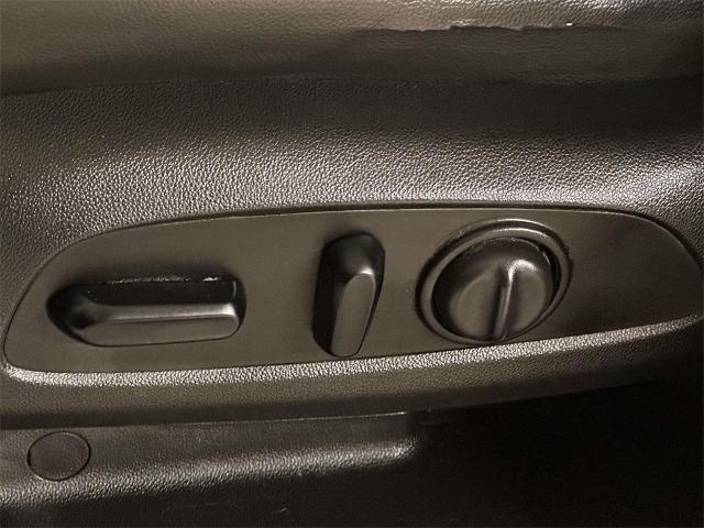 used 2021 Chevrolet Traverse car, priced at $22,588