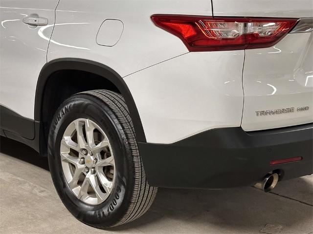 used 2021 Chevrolet Traverse car, priced at $22,588