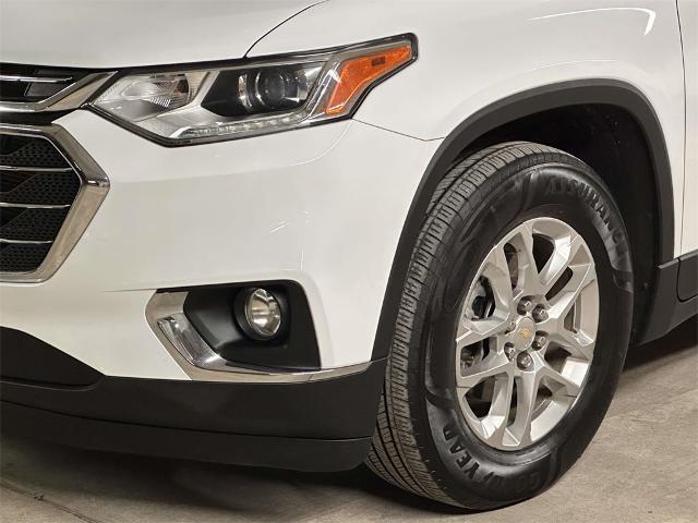 used 2021 Chevrolet Traverse car, priced at $22,588