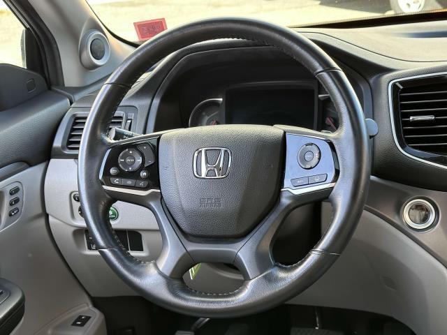 used 2021 Honda Pilot car, priced at $28,990