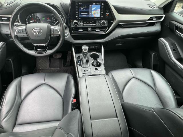 used 2021 Toyota Highlander car, priced at $32,490