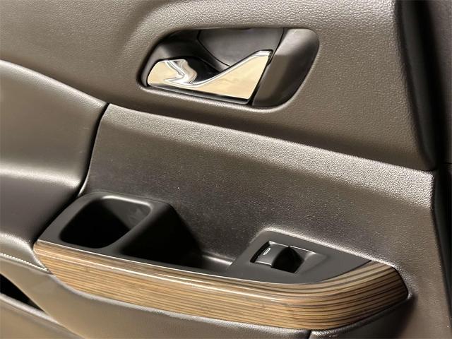 used 2021 GMC Acadia car, priced at $26,488