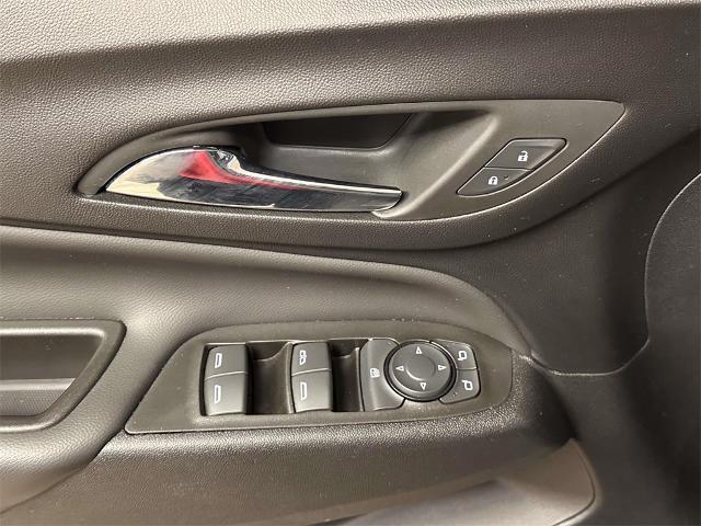 used 2023 Chevrolet Equinox car, priced at $22,488