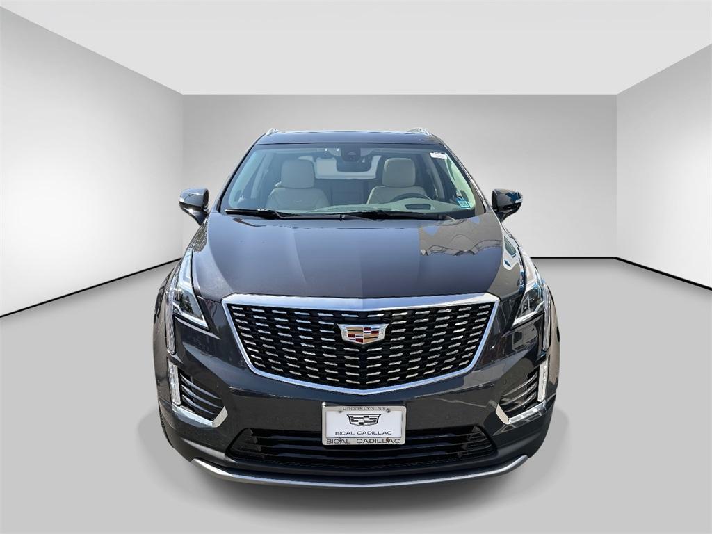 used 2022 Cadillac XT5 car, priced at $32,588