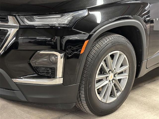 used 2022 Chevrolet Traverse car, priced at $29,588