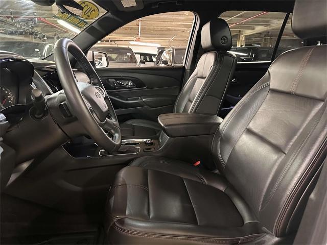 used 2022 Chevrolet Traverse car, priced at $35,488