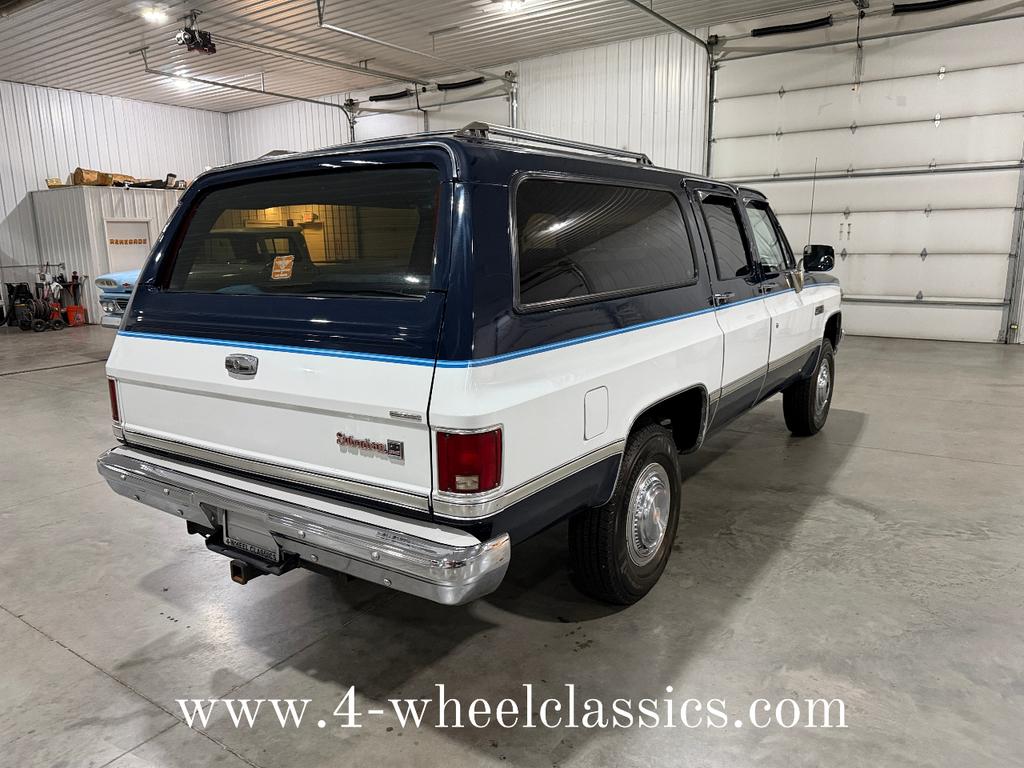 used 1988 GMC Suburban car, priced at $25,900