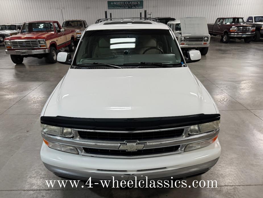 used 2001 Chevrolet Suburban car, priced at $17,900