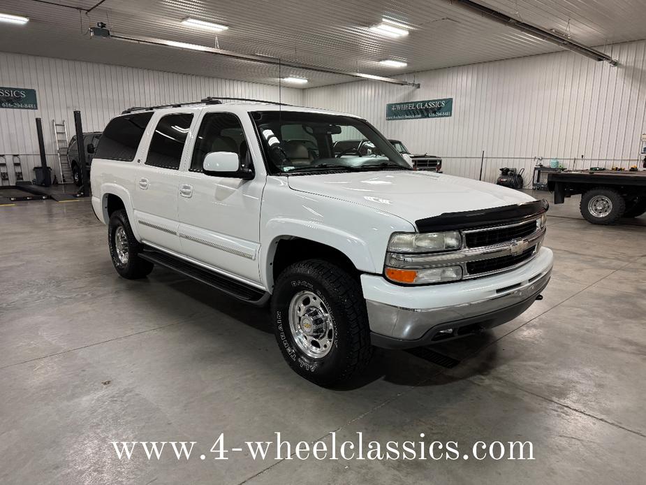 used 2001 Chevrolet Suburban car, priced at $17,900