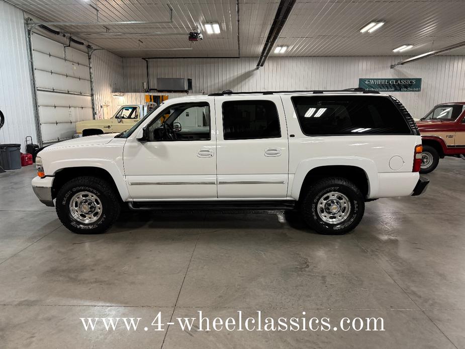 used 2001 Chevrolet Suburban car, priced at $17,900