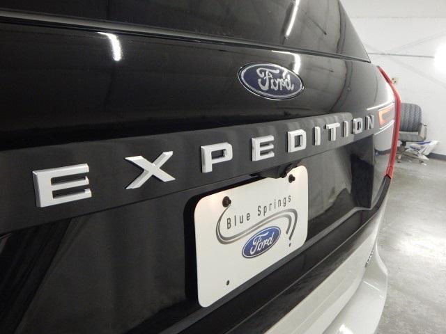 new 2025 Ford Expedition Max car, priced at $89,165