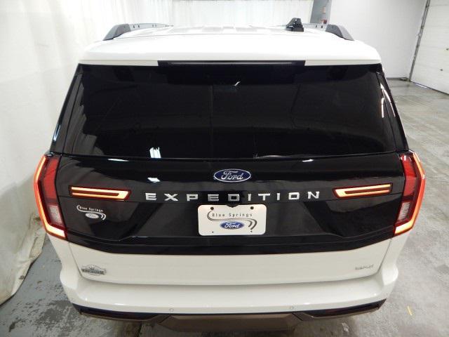 new 2025 Ford Expedition Max car, priced at $89,165