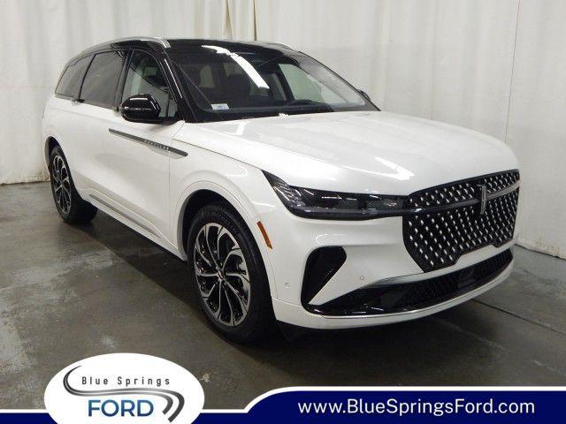 used 2024 Lincoln Nautilus car, priced at $50,248