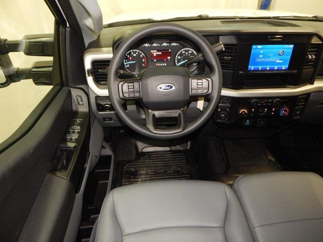 new 2025 Ford F-250 car, priced at $54,461