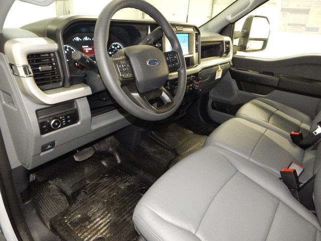 new 2025 Ford F-250 car, priced at $54,461