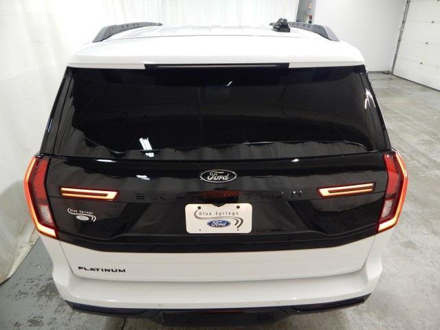 new 2025 Ford Expedition car, priced at $77,995