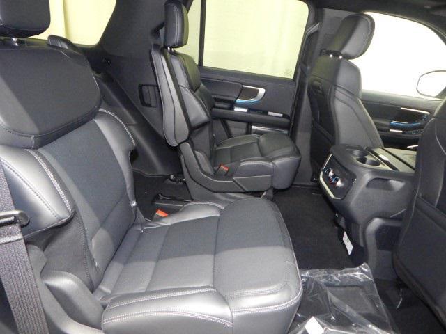 new 2025 Ford Expedition car, priced at $77,995