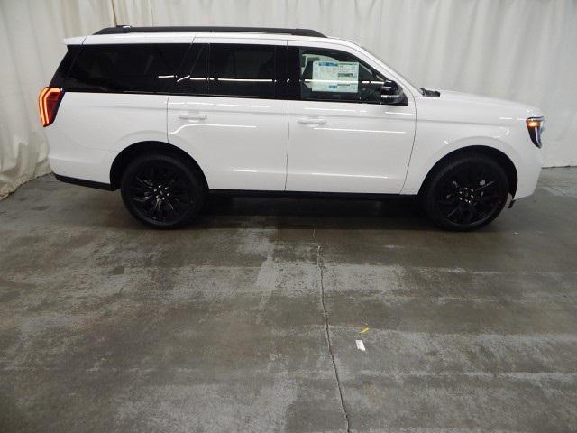new 2025 Ford Expedition car, priced at $77,995