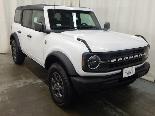 new 2025 Ford Bronco car, priced at $44,053