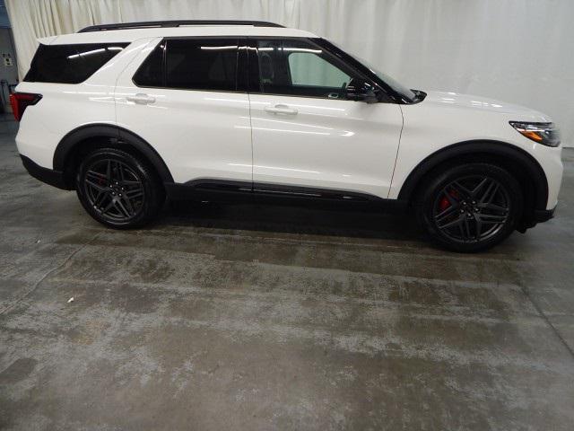 used 2025 Ford Explorer car, priced at $51,693