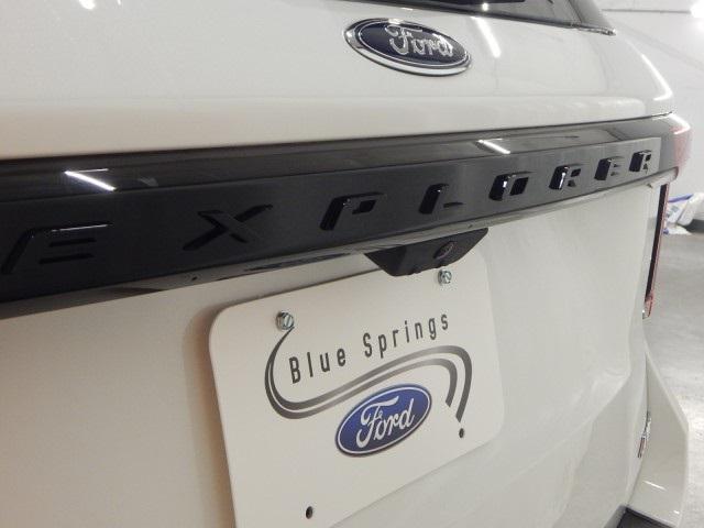 new 2025 Ford Explorer car, priced at $57,307