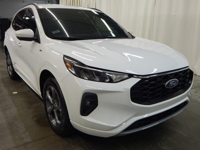used 2023 Ford Escape car, priced at $26,409