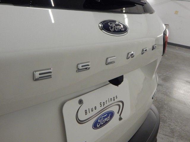 new 2025 Ford Escape car, priced at $36,960