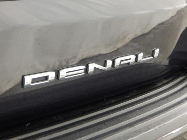 used 2024 GMC Yukon XL car, priced at $74,979