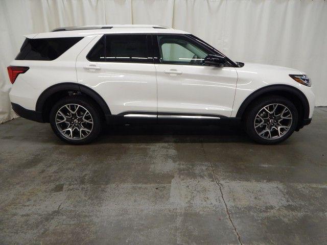 new 2025 Ford Explorer car, priced at $57,333