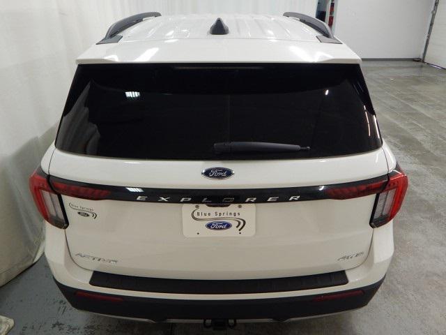 new 2025 Ford Explorer car, priced at $45,377