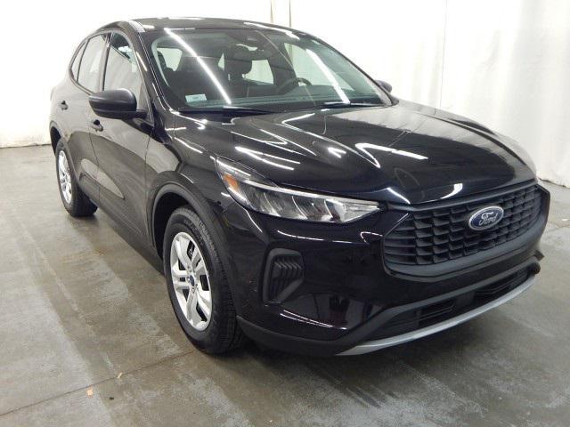 used 2023 Ford Escape car, priced at $19,967