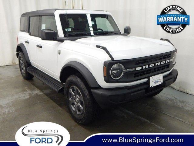 new 2025 Ford Bronco car, priced at $44,652