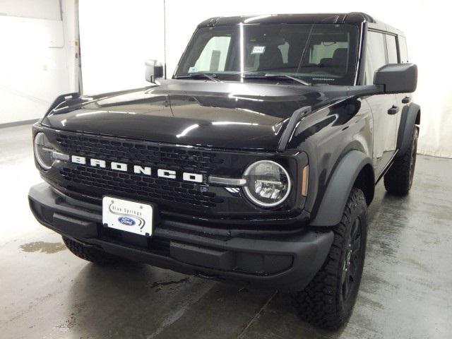 new 2025 Ford Bronco car, priced at $45,450