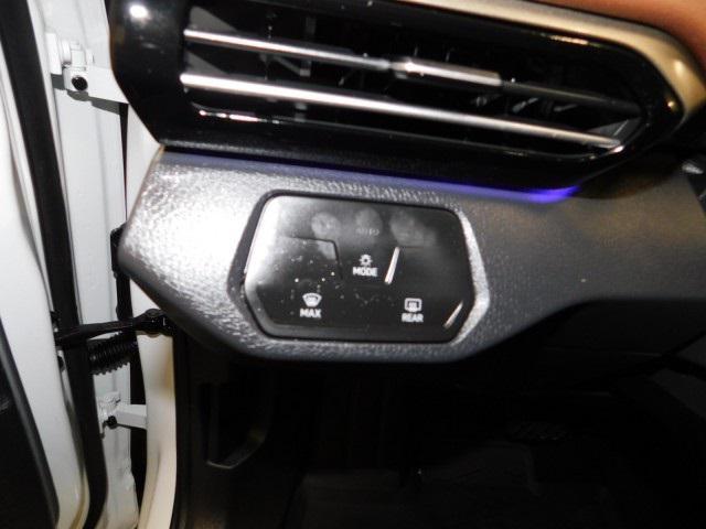 used 2023 Volkswagen ID.4 car, priced at $21,997