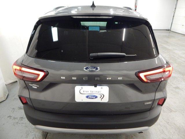 new 2025 Ford Escape car, priced at $43,425