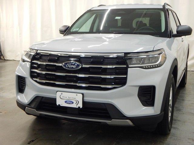 new 2025 Ford Explorer car, priced at $41,343