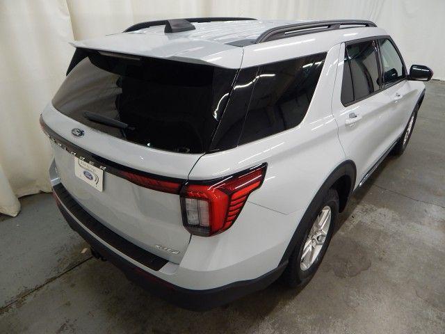 new 2025 Ford Explorer car, priced at $41,343