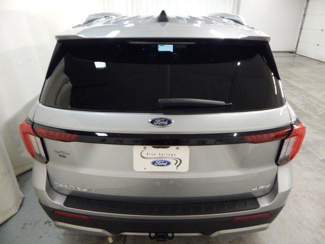 new 2025 Ford Explorer car, priced at $52,678