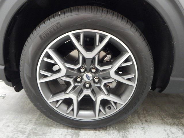 new 2025 Ford Explorer car, priced at $56,241