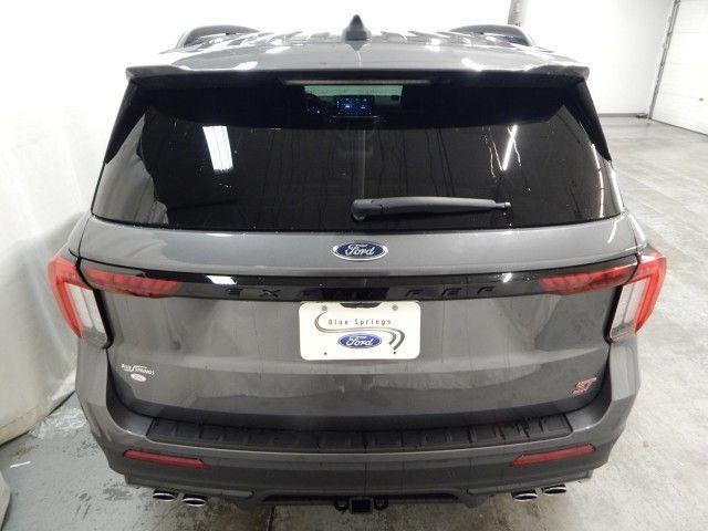 new 2025 Ford Explorer car, priced at $58,011