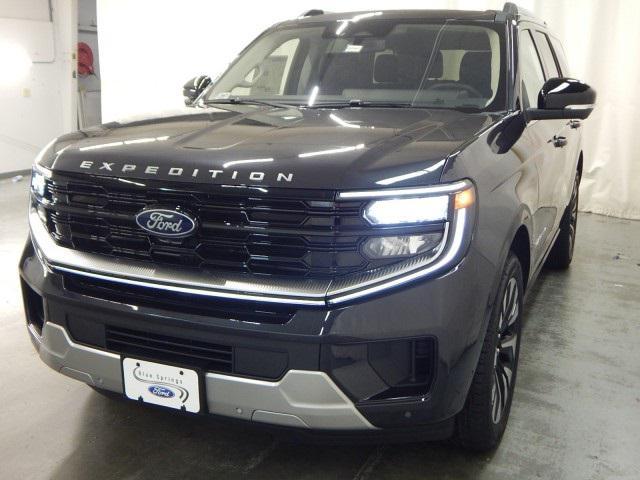 new 2025 Ford Expedition car, priced at $77,995