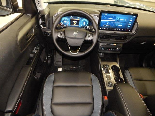 new 2025 Ford Bronco Sport car, priced at $37,984