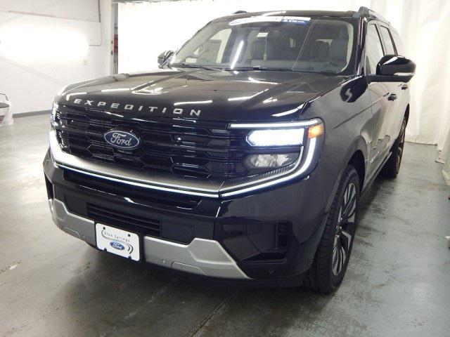 new 2025 Ford Expedition car, priced at $86,995
