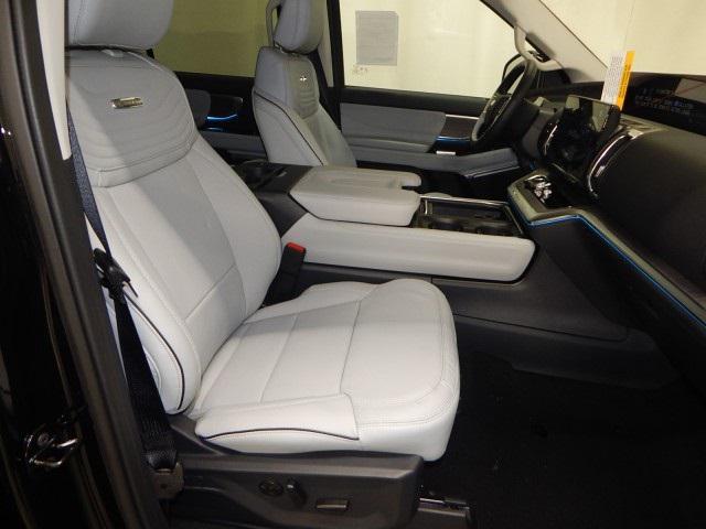 new 2025 Ford Expedition car, priced at $86,995