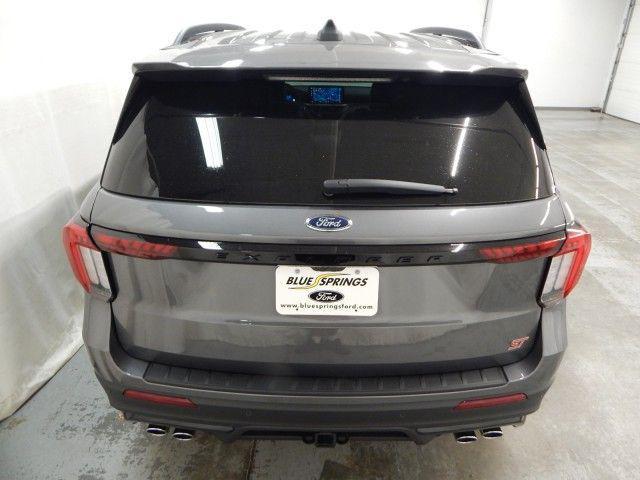 new 2025 Ford Explorer car, priced at $57,327