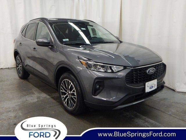 new 2025 Ford Escape PHEV car, priced at $31,648