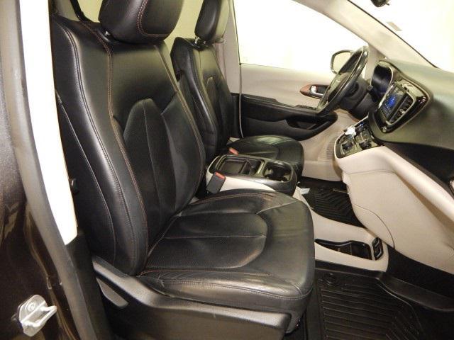 used 2018 Chrysler Pacifica car, priced at $14,474