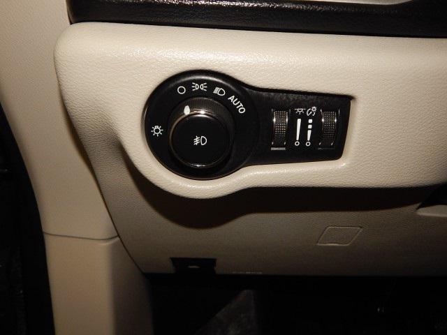 used 2018 Chrysler Pacifica car, priced at $14,474