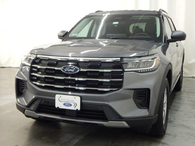 new 2025 Ford Explorer car, priced at $40,343