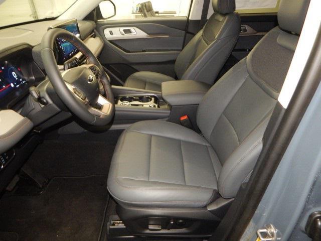 new 2025 Ford Explorer car, priced at $46,784